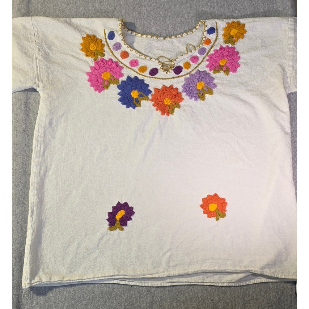 Vintage White Cotton Floral Embroidered Blouse Boho Lace Up Short Sleeve Top